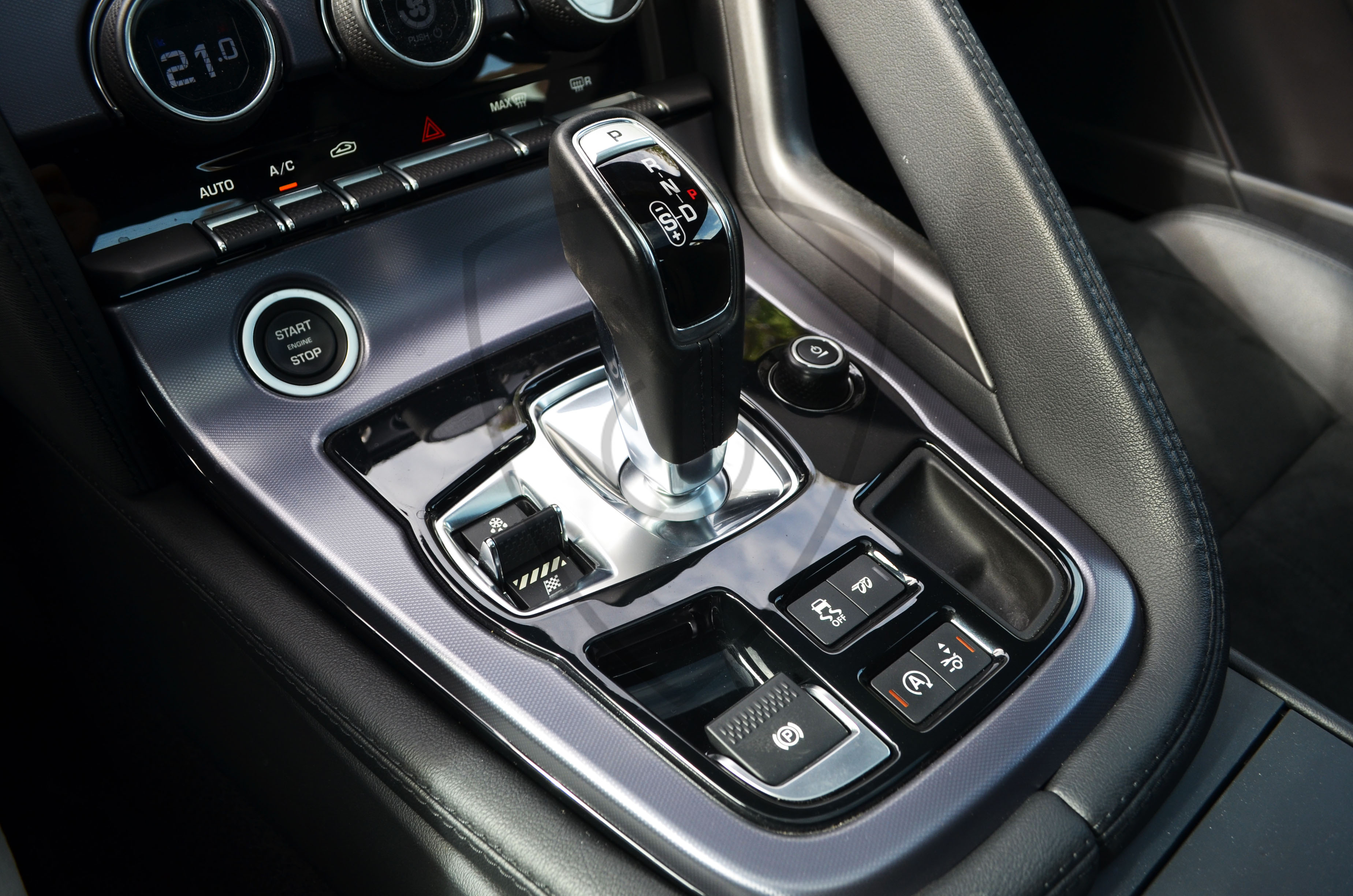 JAGUAR F-TYPE — image 24